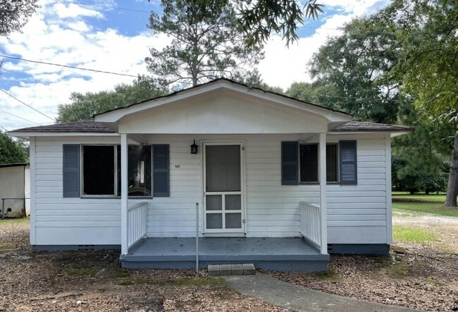 property at 512 Conway Ave