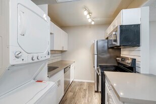 Aspire Apartment Homes in Phoenix, AZ - Building Photo