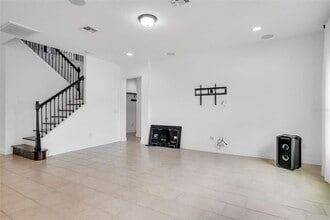 14289 Lake Preserve Blvd in Orlando, FL - Building Photo - Building Photo