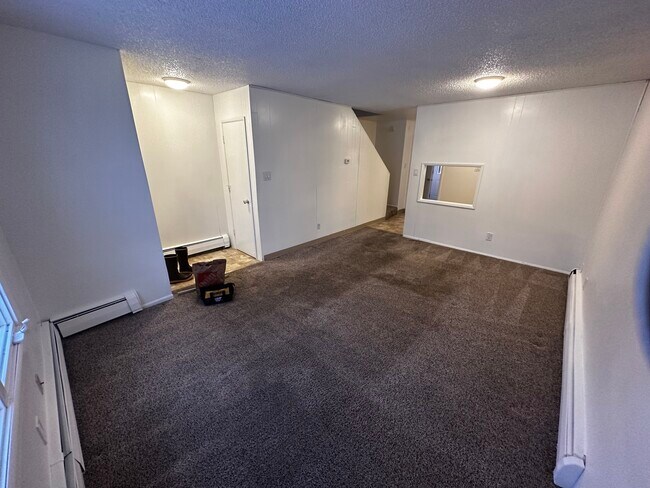 4104 San Roberto Ave, Unit #2 in Anchorage, AK - Building Photo - Building Photo