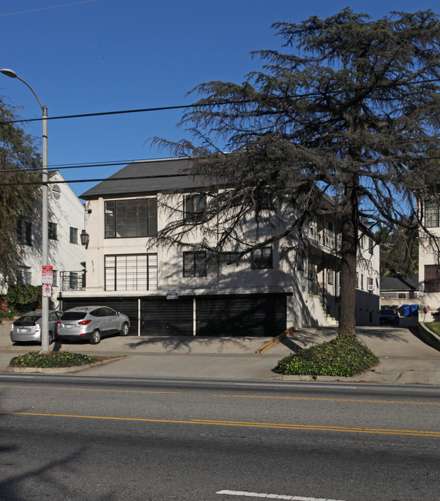 Santa Barbara Apartments in Los Angeles, CA - Building Photo