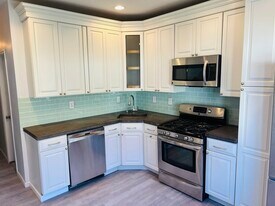 301 John F. Kennedy Blvd in Bayonne, NJ - Building Photo