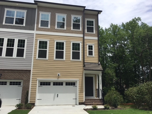 property at 1458 Salem Creek Dr
