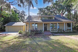 289 W Lakeview Ave in Lake Mary, FL - Building Photo
