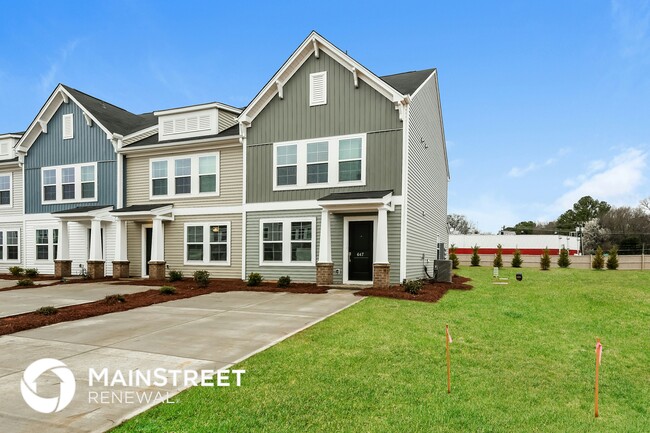 647 Blossom Run in Spartanburg, SC - Foto de edificio - Building Photo