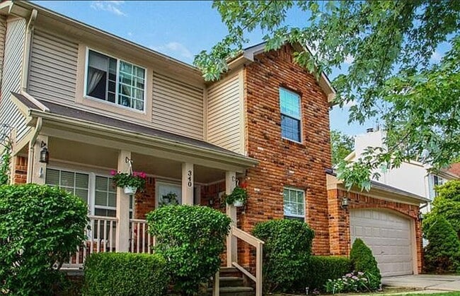 340 Hartland Ave in Troy, MI - Building Photo - Building Photo