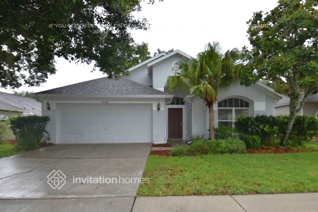 30042 Morningmist Dr in Zephyrhills, FL - Building Photo