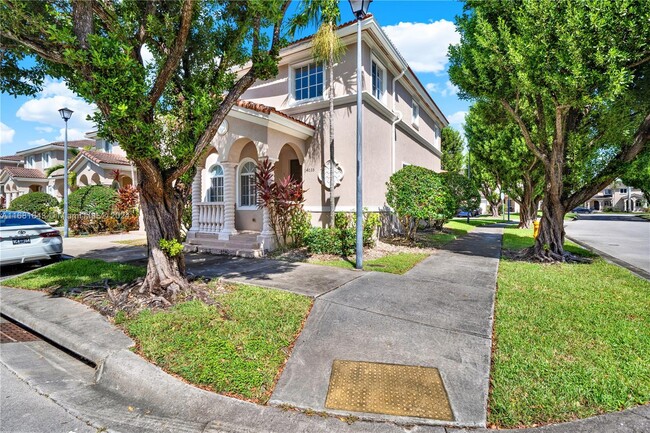 14035 SW 273rd Terrace in Homestead, FL - Foto de edificio - Building Photo