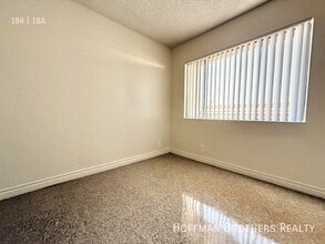 8900 Burnet Ave in Los Angeles, CA - Building Photo - Building Photo