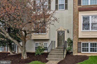 734 Ivy League Ln in Rockville, MD - Building Photo - Building Photo