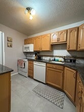 1233 Guelbreth Lane in St. Louis, MO - Building Photo - Building Photo