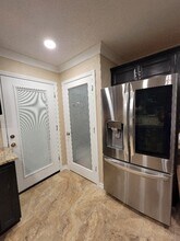 1806 N 8th St in Orange, TX - Foto de edificio - Building Photo