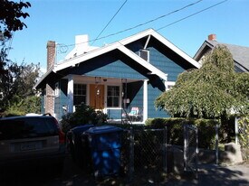 349 15th Ave in Seattle, WA - Building Photo