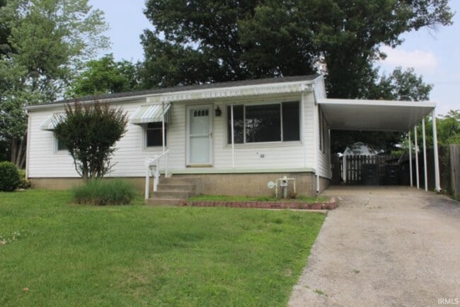1701 N Alvord Blvd