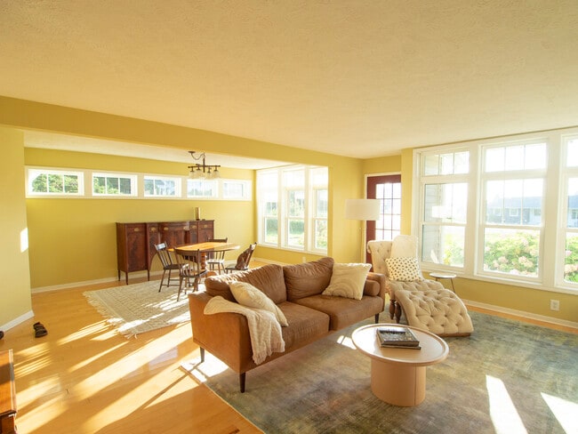 11552 Chimney Ridge Ct in Traverse City, MI - Foto de edificio - Building Photo