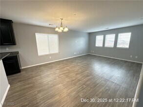 7728 Vibrant Threads Ct in Las Vegas, NV - Building Photo - Building Photo