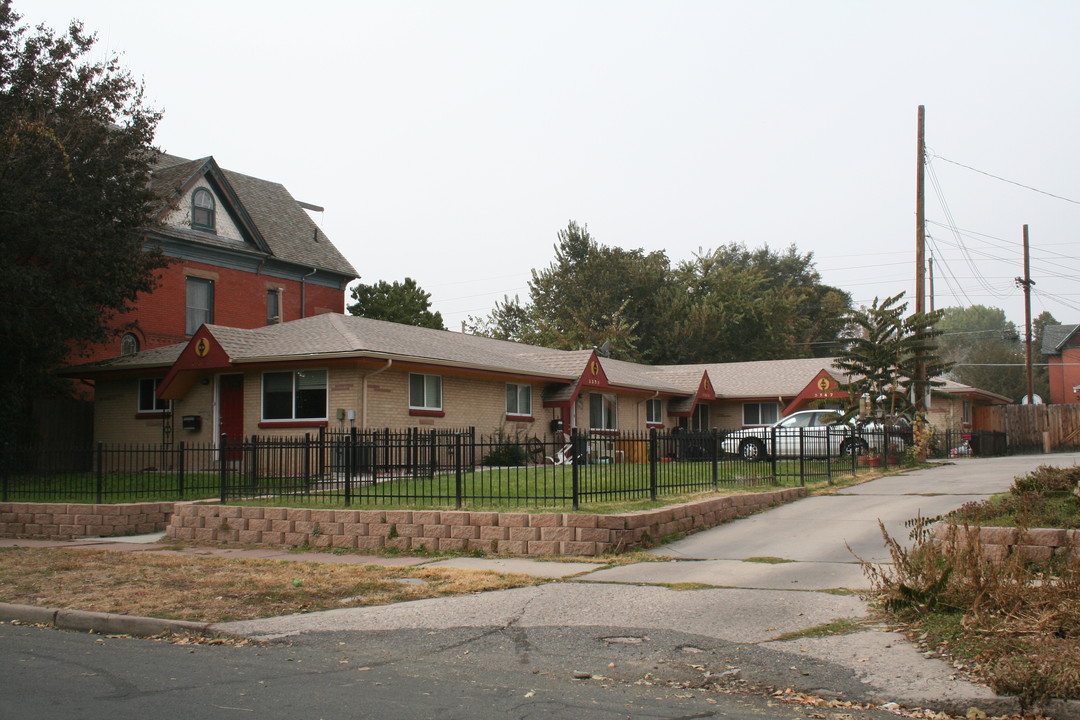 3335-3347 Wyandot St in Denver, CO - Foto de edificio