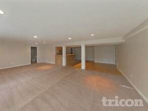 108 Bear Claw Dr in Wentzville, MO - Building Photo - Building Photo