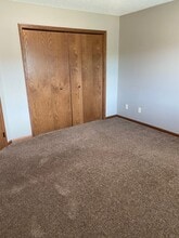 1972 Peach Dr NE in Sauk Rapids, MN - Building Photo - Building Photo