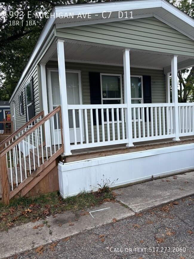 property at 993 E Michigan Ave