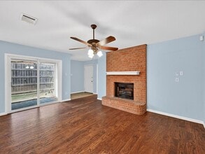 5934 Royal Club Dr in Arlington, TX - Building Photo - Building Photo