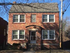 1005 Claytonia Terrace in Richmond Heights, MO - Building Photo