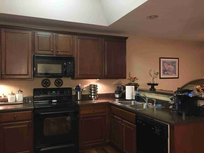 418 Rosemeade Ct in Spartanburg, SC - Foto de edificio - Building Photo