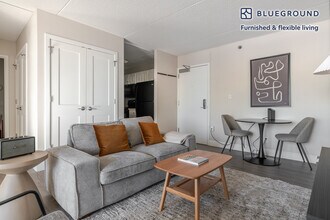 812 Memorial Dr, Unit SI FL11-ID1269 in Cambridge, MA - Building Photo - Building Photo