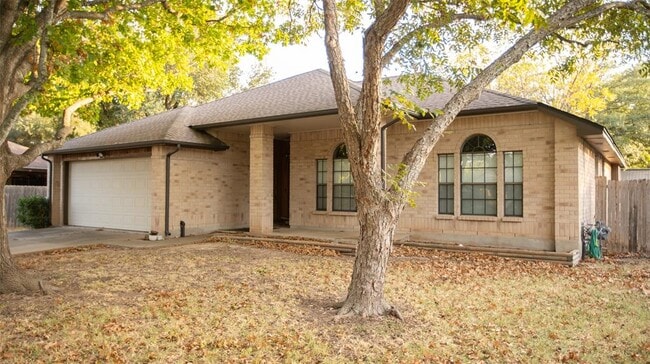401 Parkview Dr in Pflugerville, TX - Building Photo - Building Photo