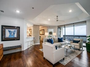 5909 Luther Ln in Dallas, TX - Building Photo - Building Photo