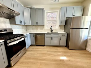 2543 W 39th Pl in Chicago, IL - Building Photo - Building Photo