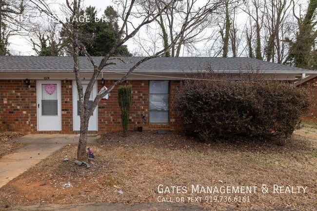 102 Heritage Dr in Mebane, NC - Building Photo - Building Photo