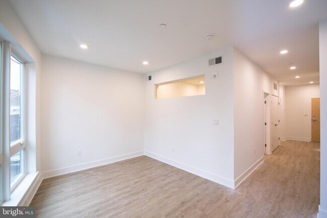 1325 N Lee St in Philadelphia, PA - Building Photo - Building Photo