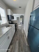 209 Taylor Ave in Daytona Beach, FL - Building Photo - Building Photo