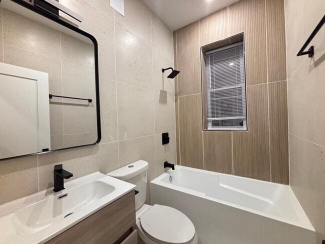 5008 Palisade Ave in West New York, NJ - Building Photo - Building Photo