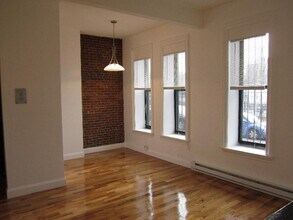 23 Cortes St, Unit 3 in Boston, MA - Building Photo - Building Photo