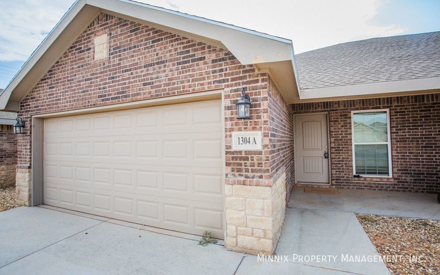 1304 N Colton Ave-Unit -B in Lubbock, TX - Foto de edificio