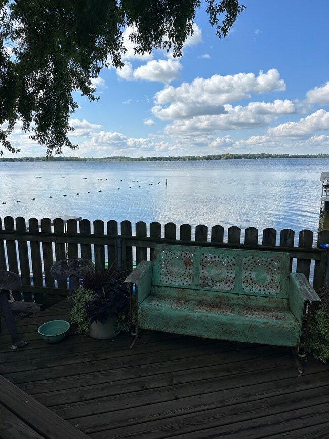 123 S Ferry Dr in Lake Mills, WI - Building Photo - Building Photo