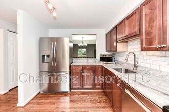 5836 Jackson Oak Ct in Burke, VA - Building Photo - Building Photo