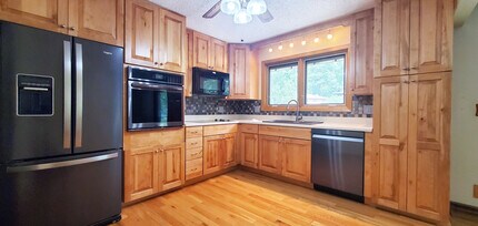 820 Indian Hills Dr in Lincoln, NE - Building Photo - Building Photo