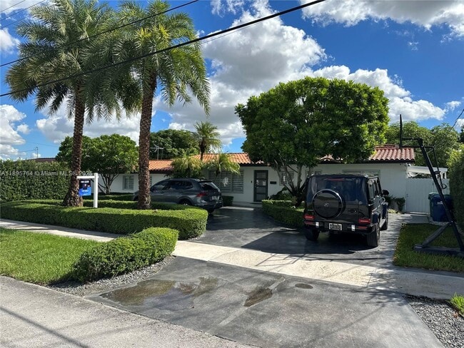 property at 4311 SW 104th Ct