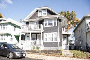 17 Boulevard Ter, Unit 1 in Boston, MA - Building Photo