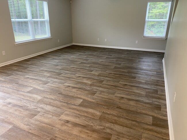 423 High Ridge Ct in Sneads Ferry, NC - Building Photo - Building Photo