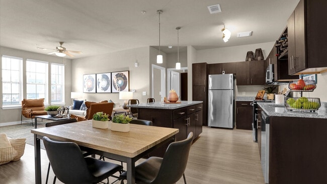 Springs at Buckingham Farms in Memphis, TN - Building Photo - Building Photo