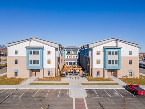 Novel Place Senior Living - Blue Springs in Blue Springs, MO - Building Photo - Building Photo