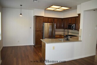 5228 Del Vista Way in Rocklin, CA - Building Photo - Building Photo