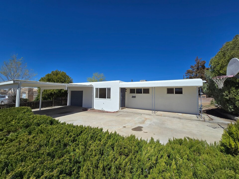 10901 Baldwin Ave NE in Albuquerque, NM - Building Photo