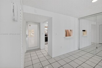 1428 Euclid Ave in Miami Beach, FL - Building Photo - Building Photo