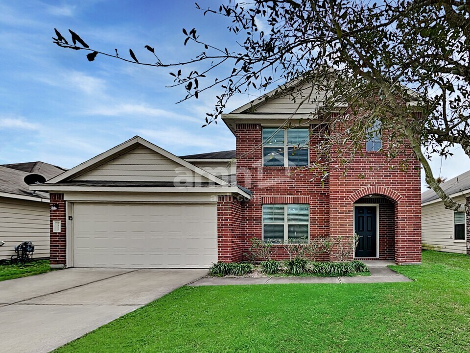 7255 Basque Country Dr in Magnolia, TX - Building Photo