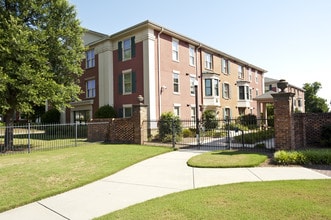 2009 Vineville Ave in Macon, GA - Foto de edificio - Building Photo